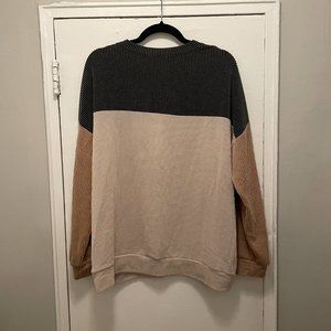 Molly Green Cream and Gray Color Block Ribbed Long Sleeve